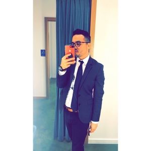 Meet your Posher, Stephen